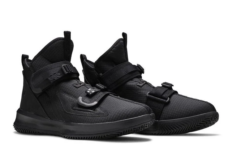 Krossovki-Nike-LeBron-Soldier-13-SFG-Black-Out-7