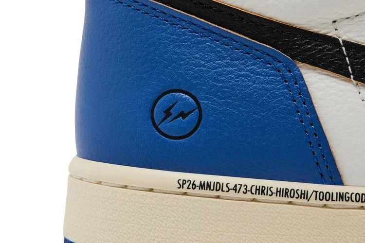 fragment-design-x-union-la-x-air-jordan-1-retro-high-og-varsity-red-sport-royal-io7847-002_9