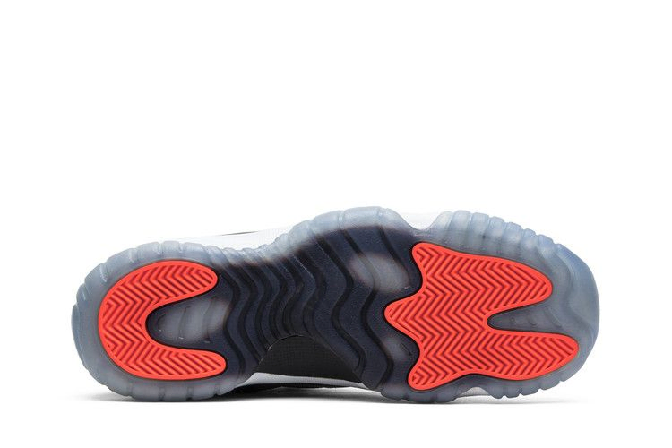 air-jordan-11-retro-low-bg-gs-infrared-23-528896-023_03