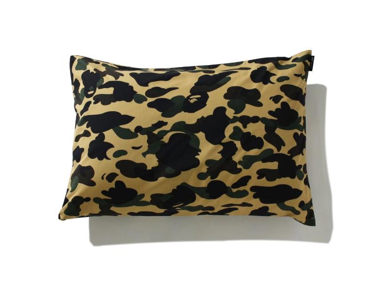 Наволочка BAPE 1st Camo Medium Pillow Case Yellow