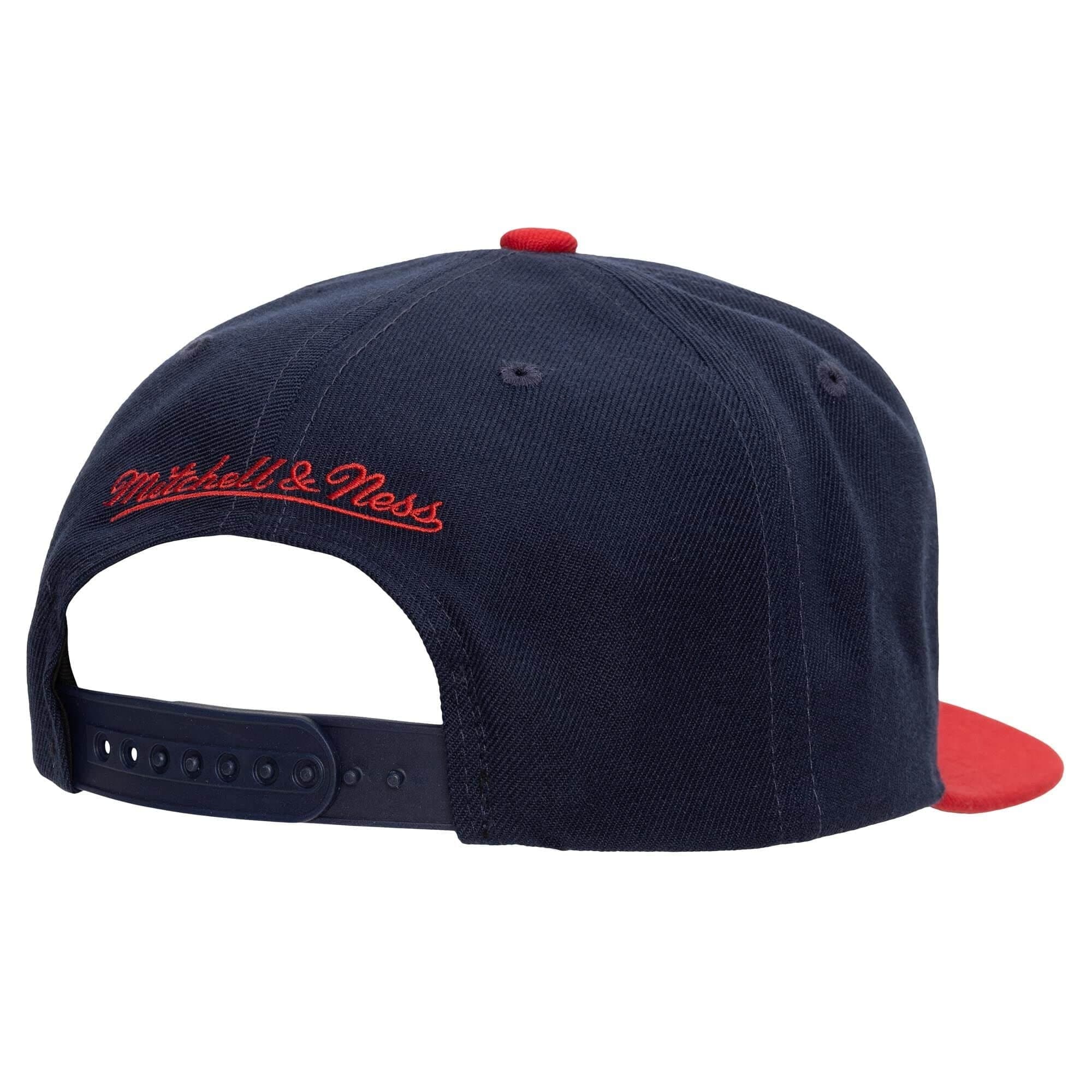 Mitchell-Ness-Team-2-Tone-2.0-Snapback-HWC-Houston-Rockets-Hat-1
