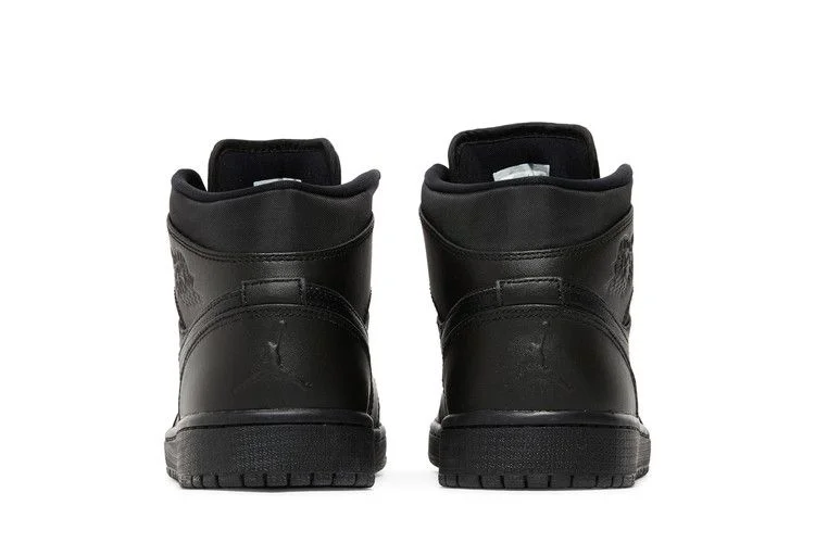 Krossovki-Air-Jordan-1-Mid-Black-White-5