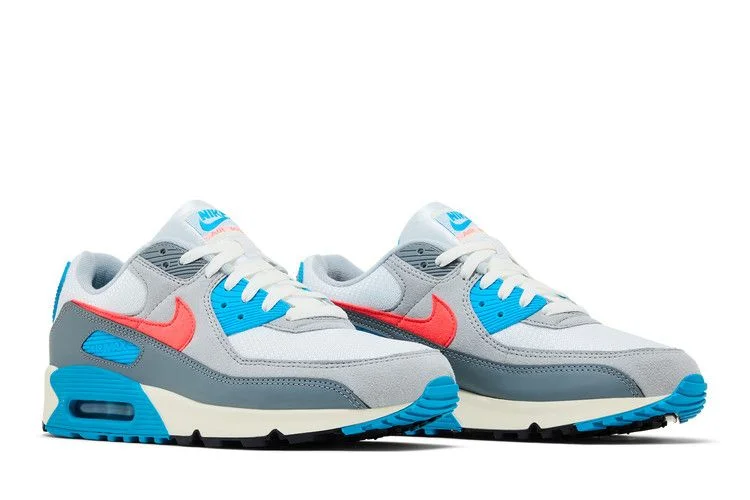 Krossovki-Nike-Air-Max-3-Infrared-23-7