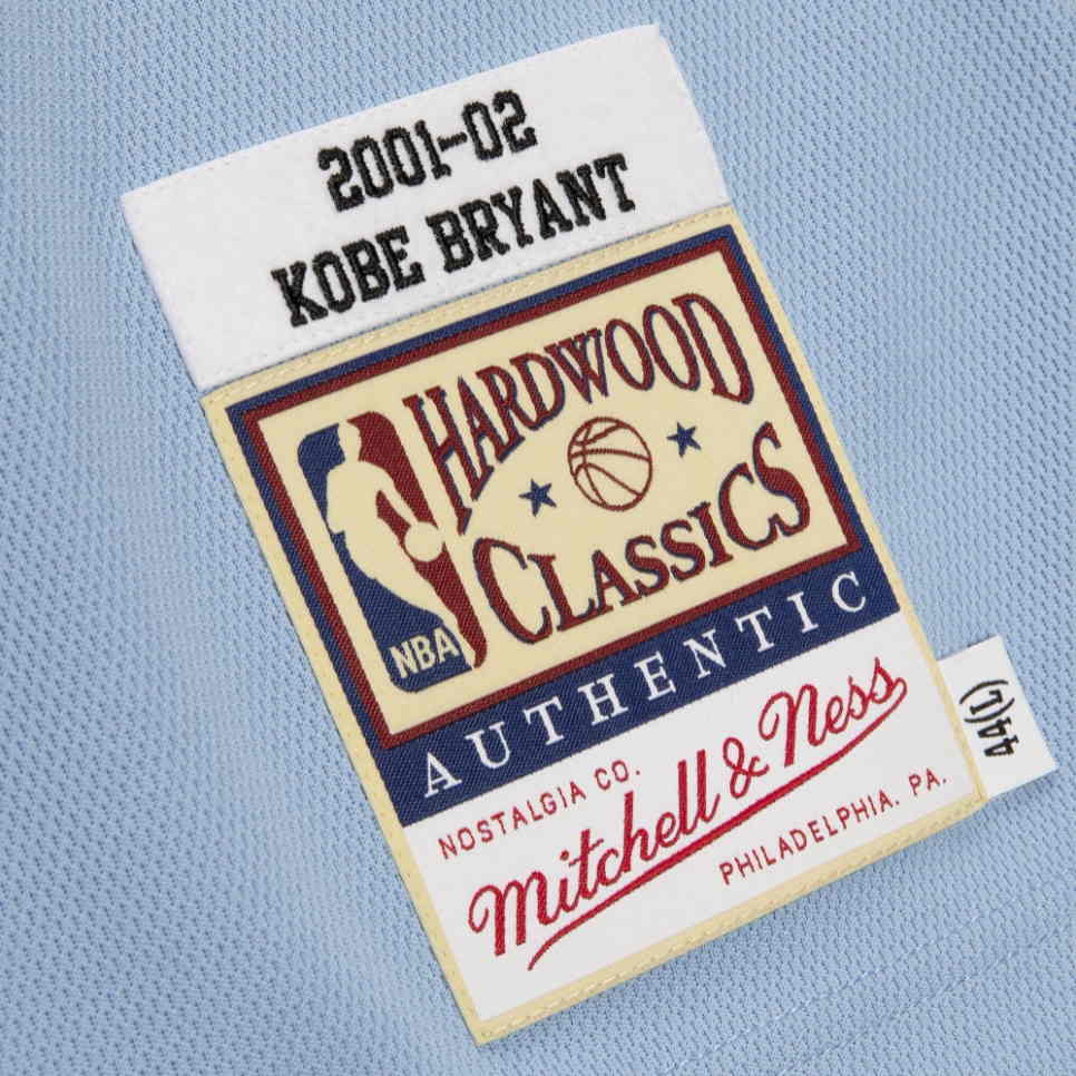 Баскетбольная джерси Mitchell & Ness Kobe Bryant MPLS Lakers Hardwood Classics Throwback 2001-02 NBA Authentic Jersey