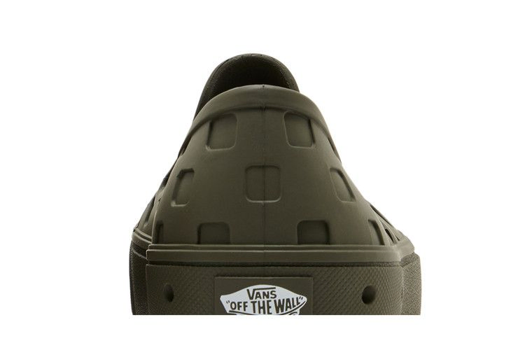 Кроссовки Vans Trek Slip-On 'Grape Leaf'