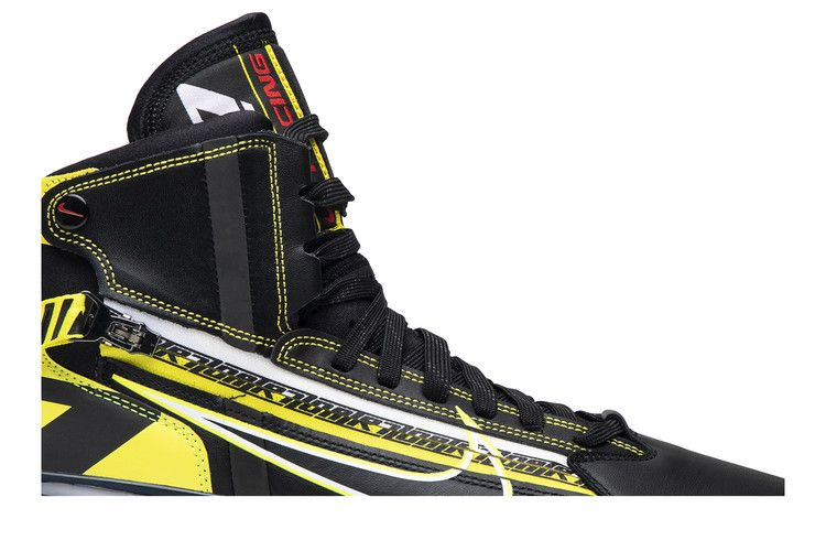 Кроссовки Nike Air Max 720 Saturn QS 'All Star - Motorsport'