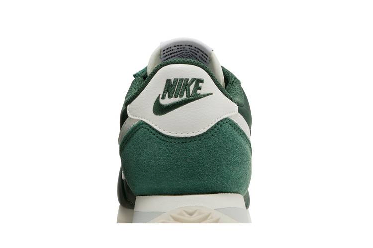 wmns-cortez-fir-dz2795-300_06