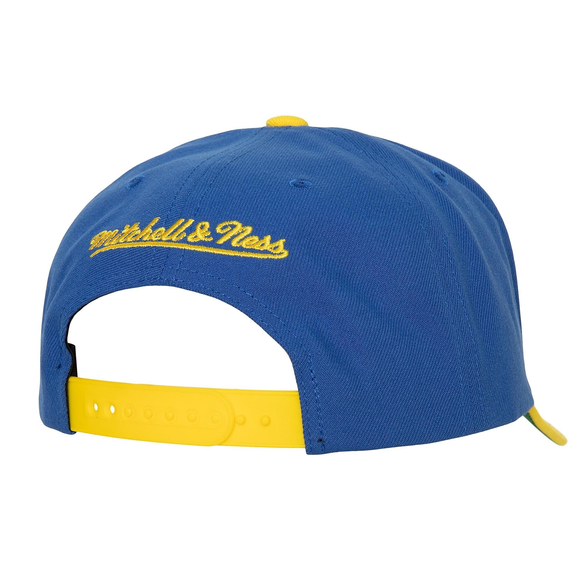 Mitchell-Ness-Boom-Text-Pro-Snapback-HWC-Golden-State-Warriors-Hat-1