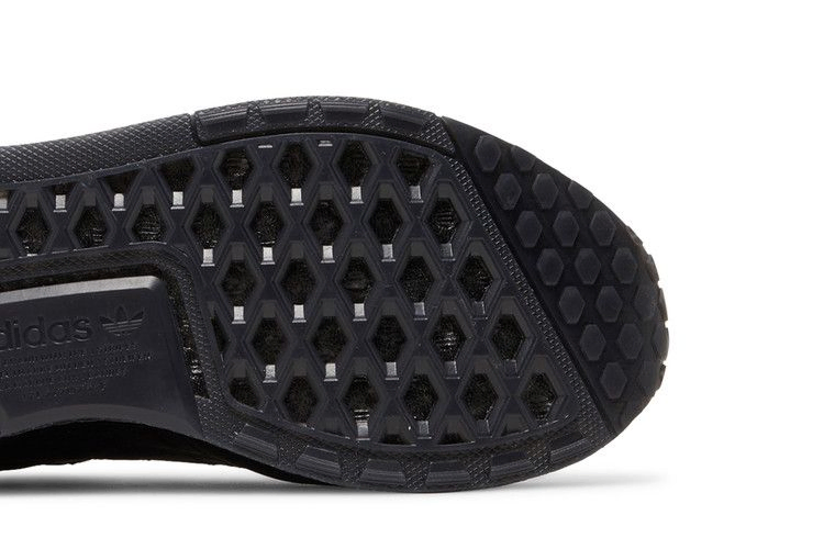 Кроссовки adidas NMD_V3 'Triple Black'