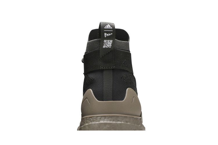 Кроссовки Parley x adidas Terrex Free Hiker 'Earth Trace Cargo'