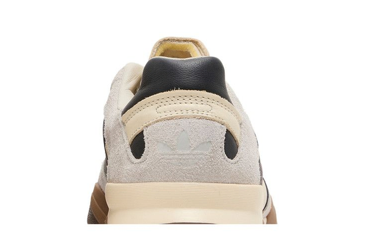 Кроссовки Sneakersnstuff x adidas Predator Mundial 'Football Pack'