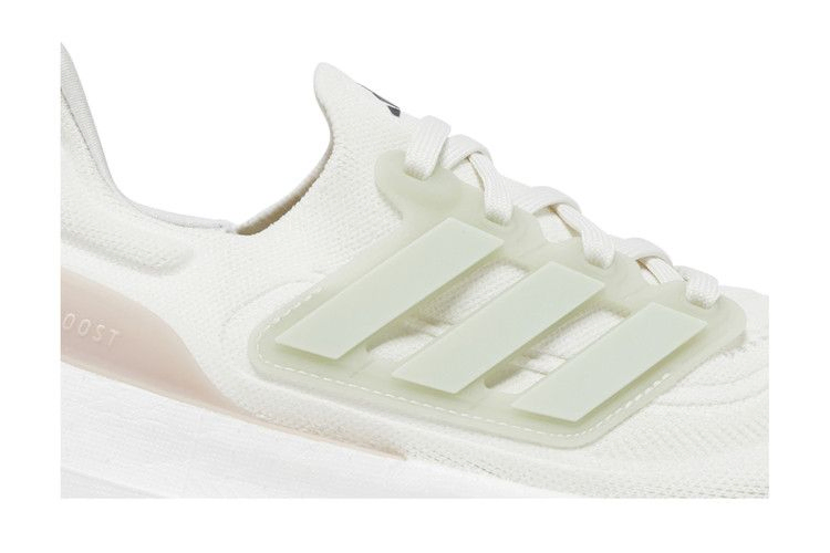 ultraboost-light-non-dyed-wonder-taupe-hq6338_01