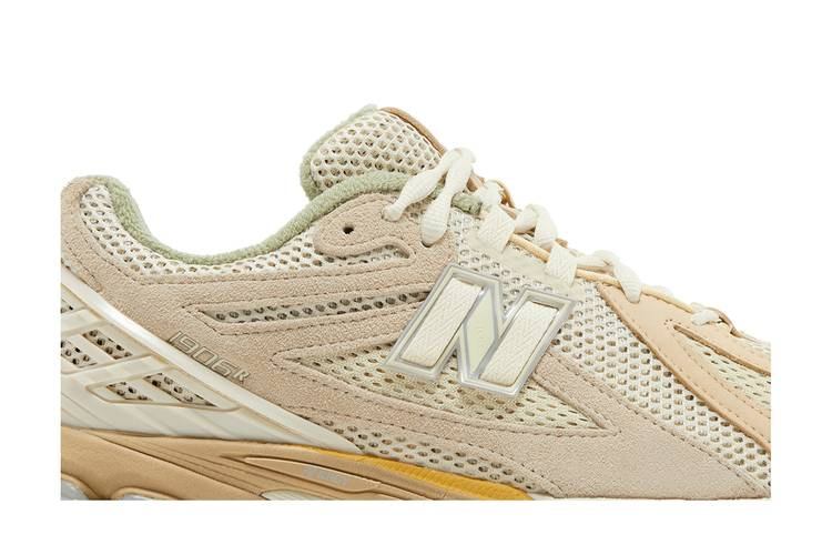 Кроссовки AURALEE x New Balance 1906R 'Bone White'