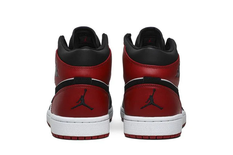 Krossovki-Air-Jordan-1-Retro-Old-Love-5