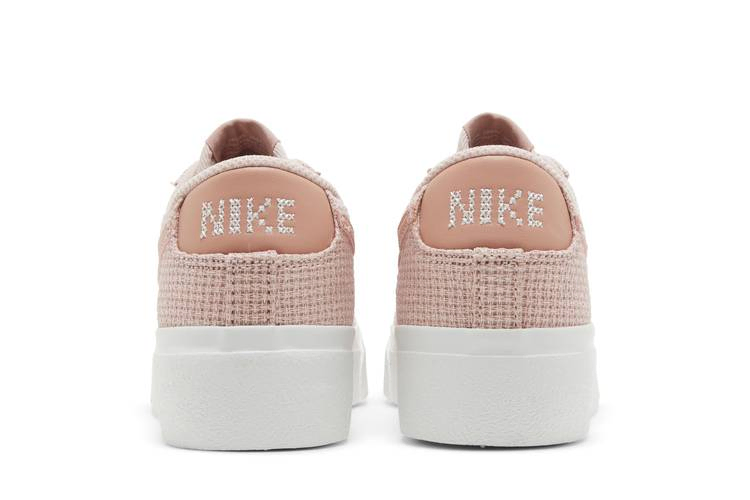 Кроссовки Nike Wmns Blazer Low Platform Essential 'Pink Oxford Woven'