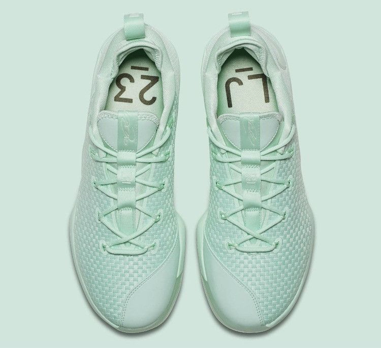 lebron-14-low-mint-878635-300_03