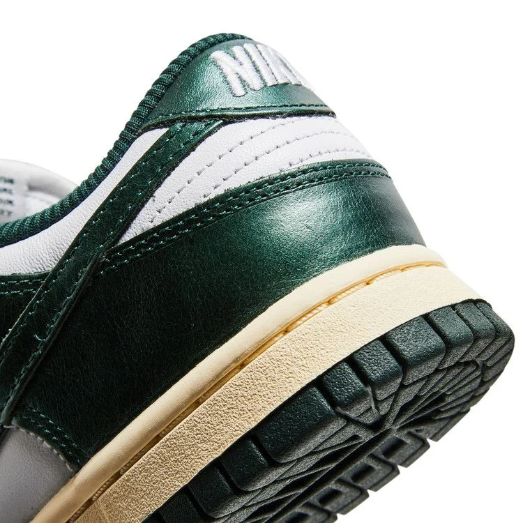 Krossovki-Nike-Wmns-Dunk-Low-Vintage-Green-8