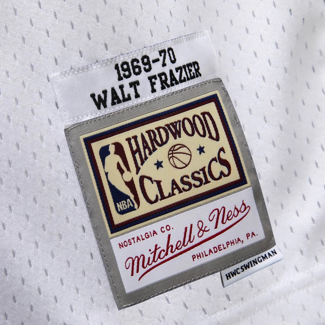 1969-70-New-York-Knicks-Walt-Frazier-10-Swingman-Hardwood-Classics-White-Jersey-7