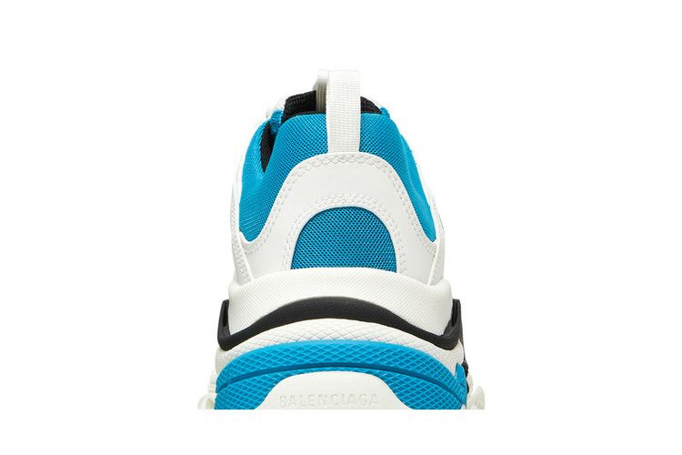 Кроссовки Balenciaga Triple S Sneaker 'White Carib Blue