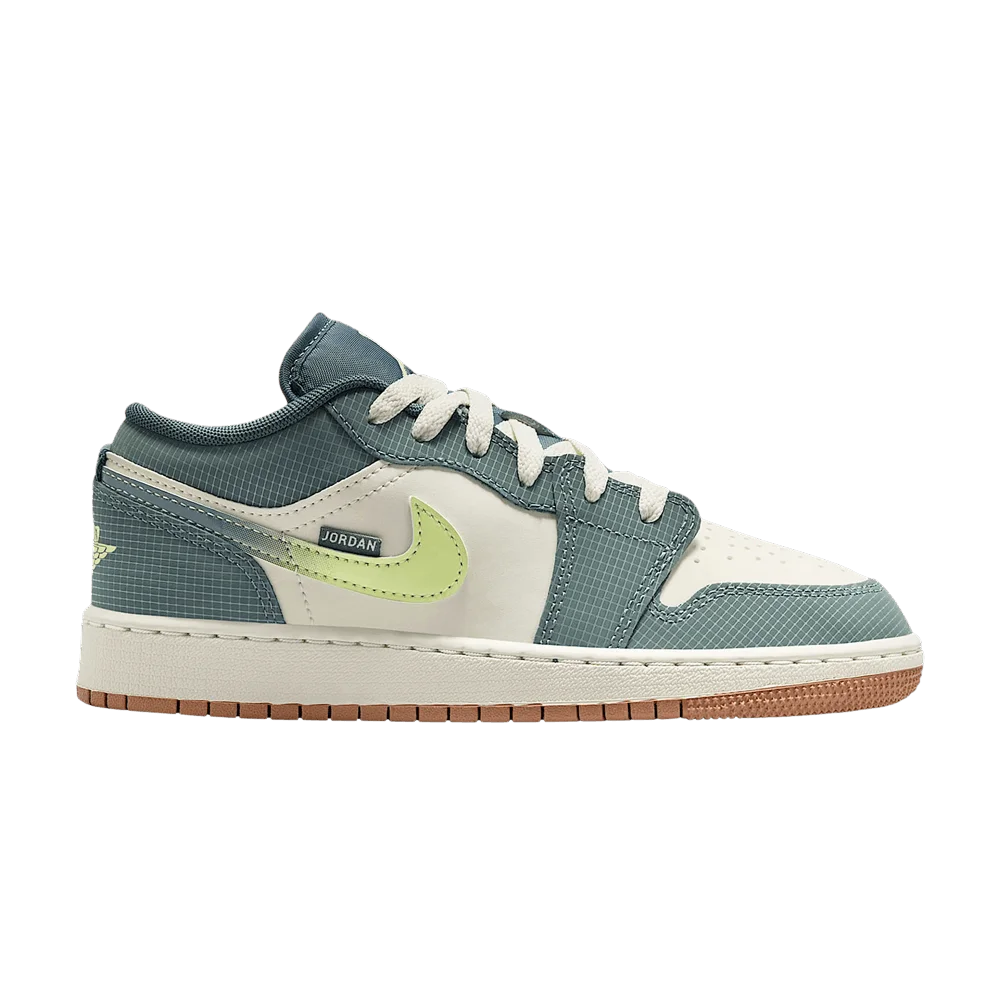 Krossovki-Air-Jordan-1-Low-SE-GS-Sea-Glass