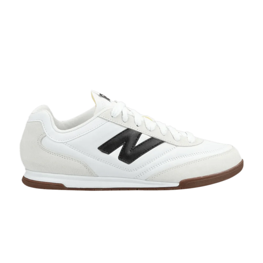 Krossovki-New-Balance-RC42-White-Reflection