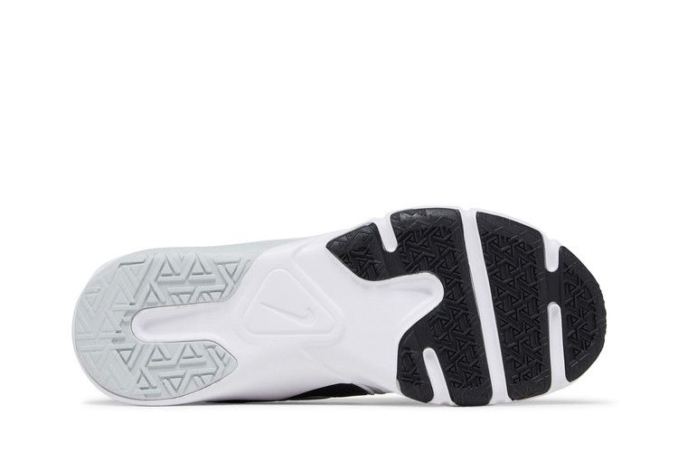 Кроссовки Nike Legend Essential 2 'Pure Platinum'