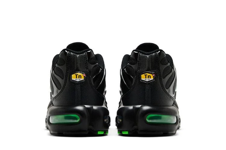 Кроссовки Nike Air Max Plus 'Green Strike'