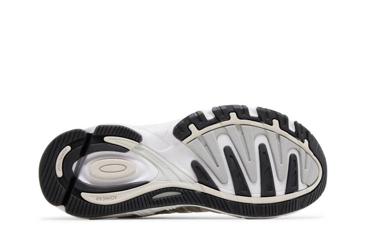 wmns-response-cl-white-tint-silver-id4292_03