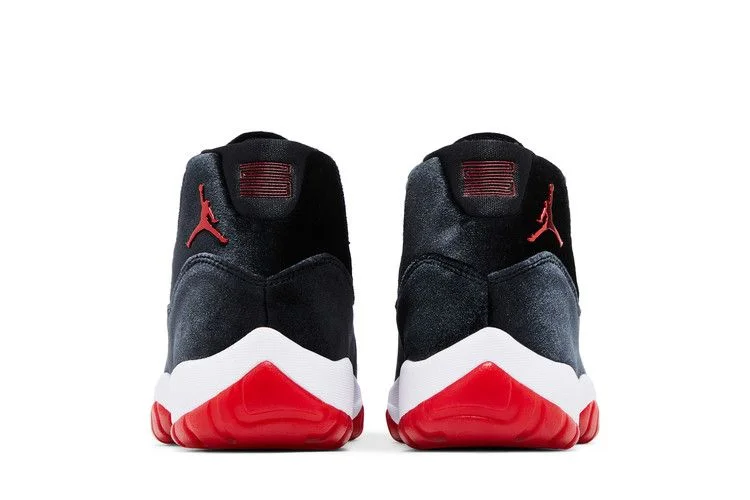 Кроссовки Wmns Air Jordan 11 Retro 'Bred Velvet'
