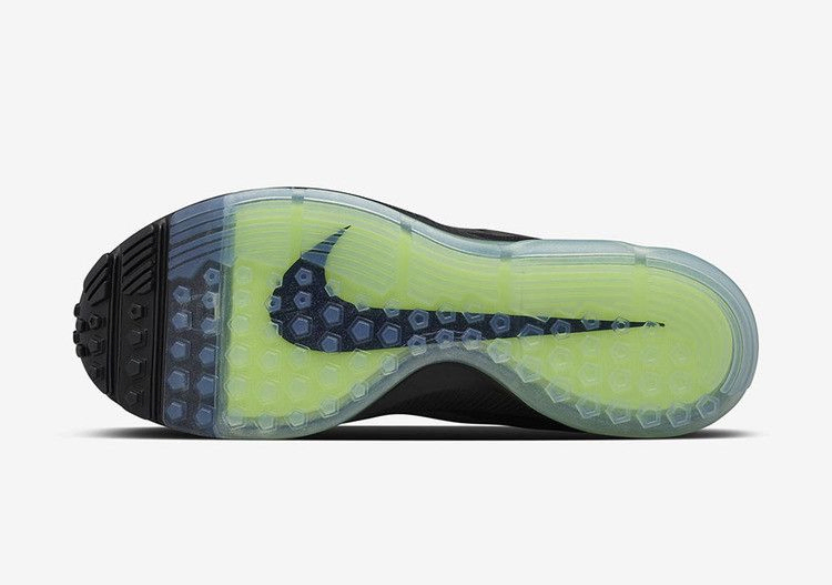 zoom-all-out-flyknit-844134-001_04