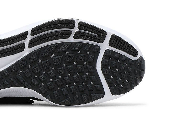 Кроссовки Nike Wmns Air Zoom Pegasus 38 FlyEase 'Black White'