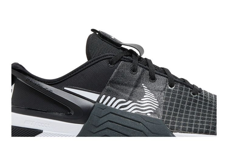 Кроссовки Nike Metcon 8 FlyEase 'Black Dark Smoke Grey'