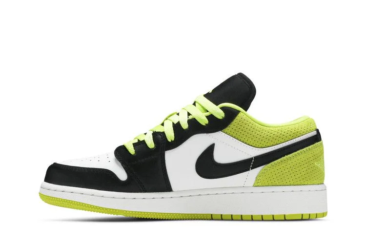 Кроссовки Air Jordan 1 Low SE GS 'Black Cyber'
