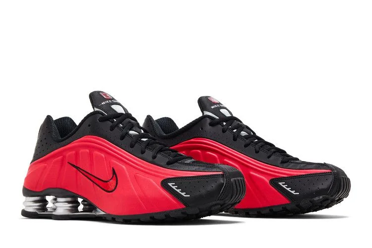 Krossovki-Nike-Shox-R4-University-Red-Black-7