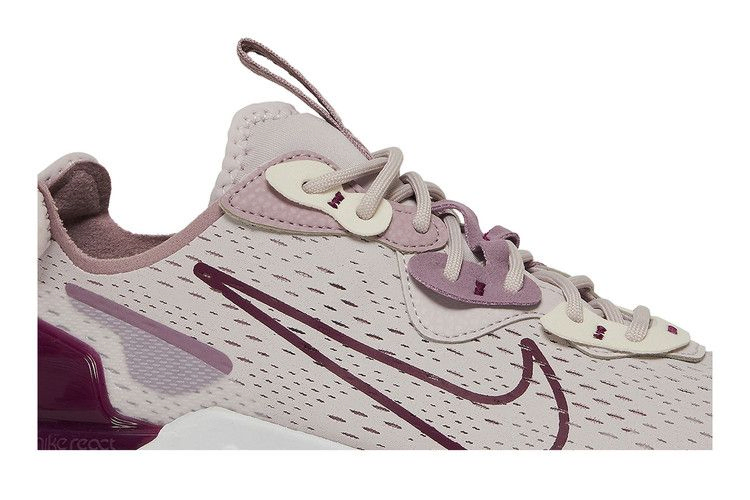 wmns-react-vision-venice-ci7523-500_01