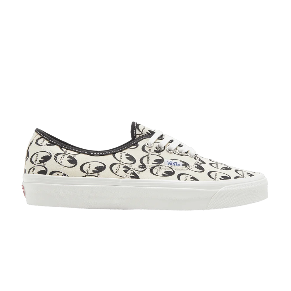 Mooneyes-x-Vans-Authentic-44-DX-Anaheim-Factory-White