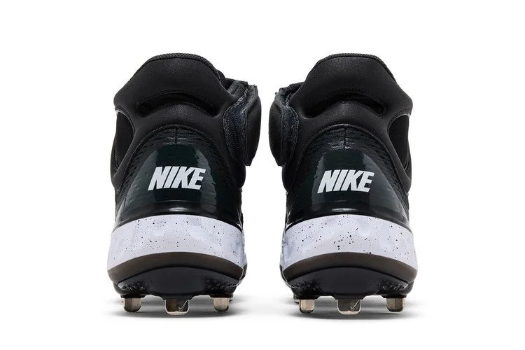Кроссовки Nike Alpha Huarache Elite 4 Mid 'Black Dark Smoke Grey'