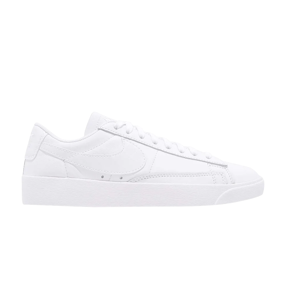 Krossovki-Nike-Wmns-Blazer-Low-Triple-White