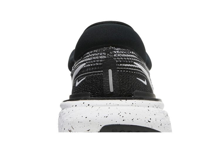 Кроссовки Nike ZoomX Invincible Run Flyknit 'Black White'