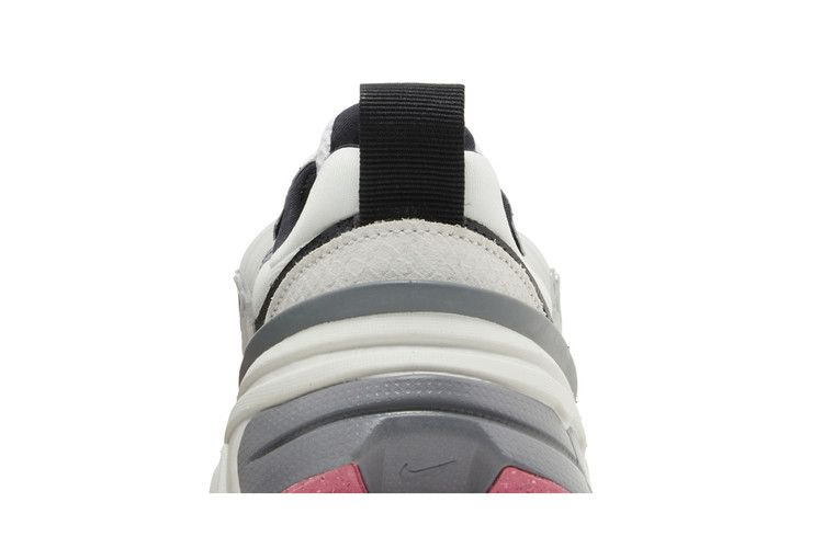 Кроссовки Nike Wmns V2K Run 'Year of the Dragon'