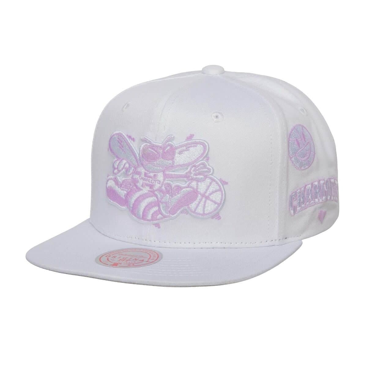 Mitchell-Ness-UV-Reactive-Snapback-HWC-Charlotte-Hornets-Hat-1