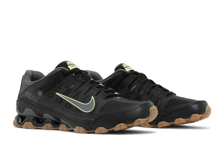 reax-8-tr-black-gum-621716-021_07