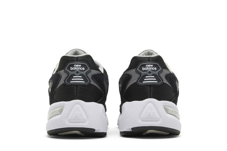 Кроссовки New Balance 725 'Black Metallic Silver'