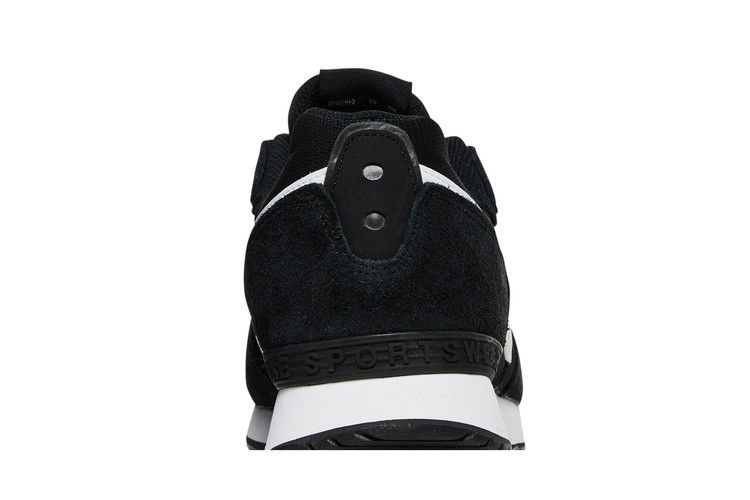 Кроссовки Nike Venture Runner Wide 'Black White'