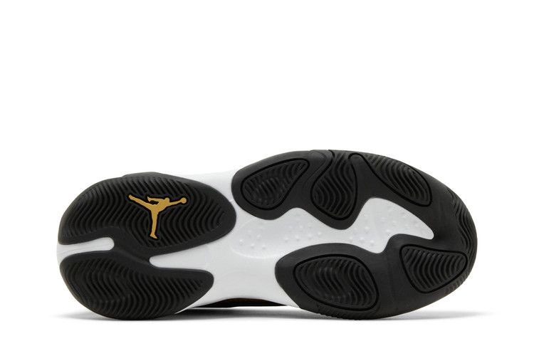 Кроссовки Air Jordan Max Aura 4 GS 'Black Metallic Gold'