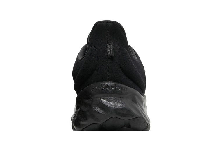 Кроссовки New Balance Fresh Foam Roav v2 'Black'
