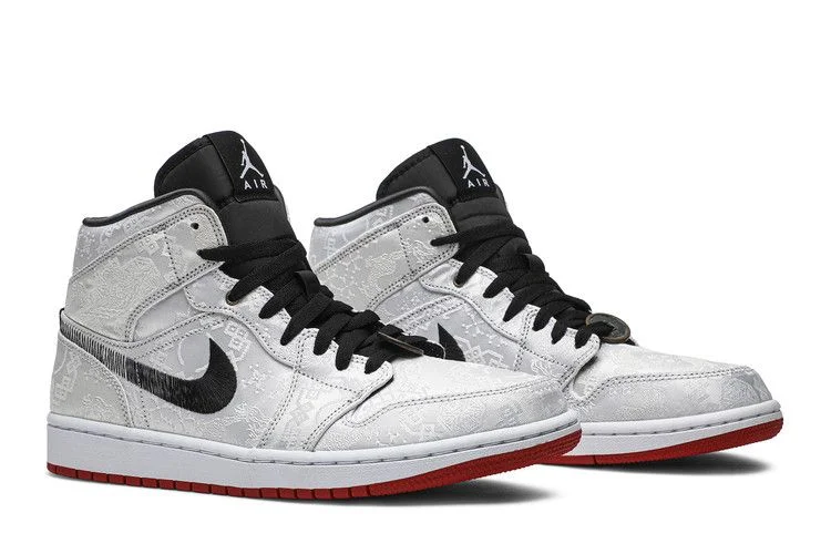 Krossovki-CLOT-x-Air-Jordan-1-Mid-Fearless-7