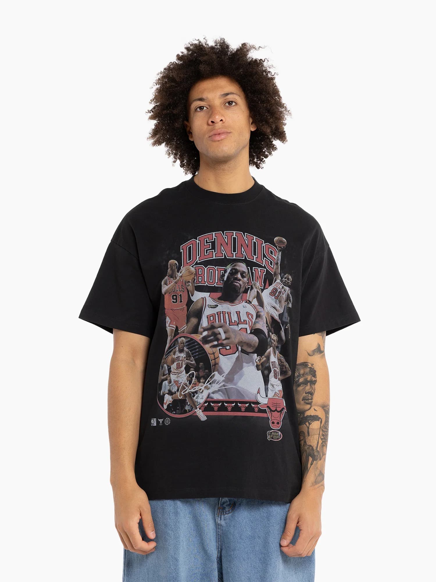 Футболка Mitchell & Ness Dennis Rodman Chicago Bulls Player Logo T-Shirt