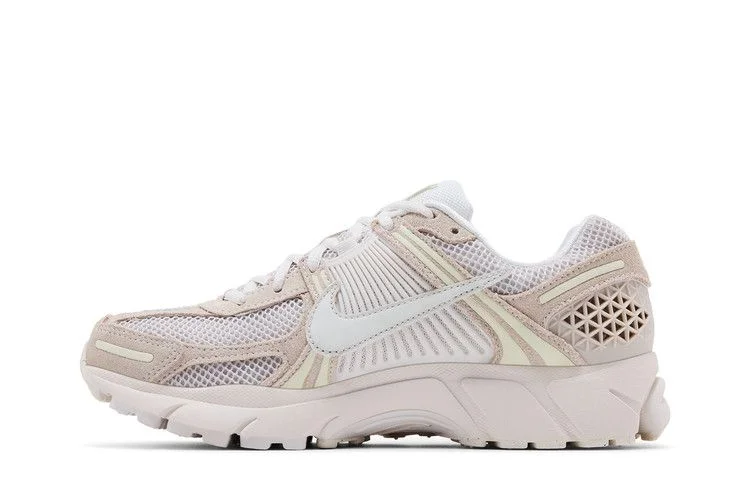 Кроссовки Nike Wmns Zoom Vomero 5 'Phantom/Light Bone/Sail'