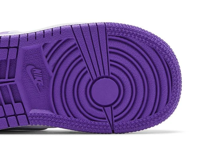 Krossovki-Air-Jordan-1-Mid-TD-Purple-Venom-4